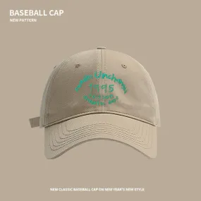 Baseball hat with contrasting letters for female couples, versatile for all seasons, made of pure cotton to deepen the head circumference and show the face