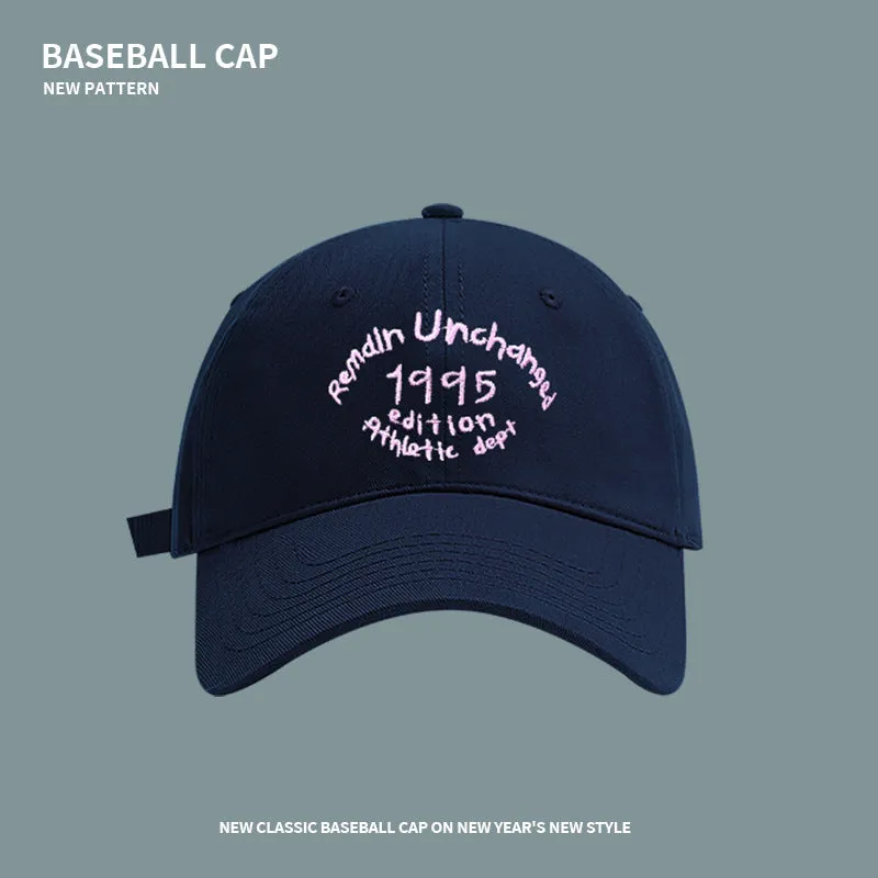 Baseball hat with contrasting letters for female couples, versatile for all seasons, made of pure cotton to deepen the head circumference and show the face