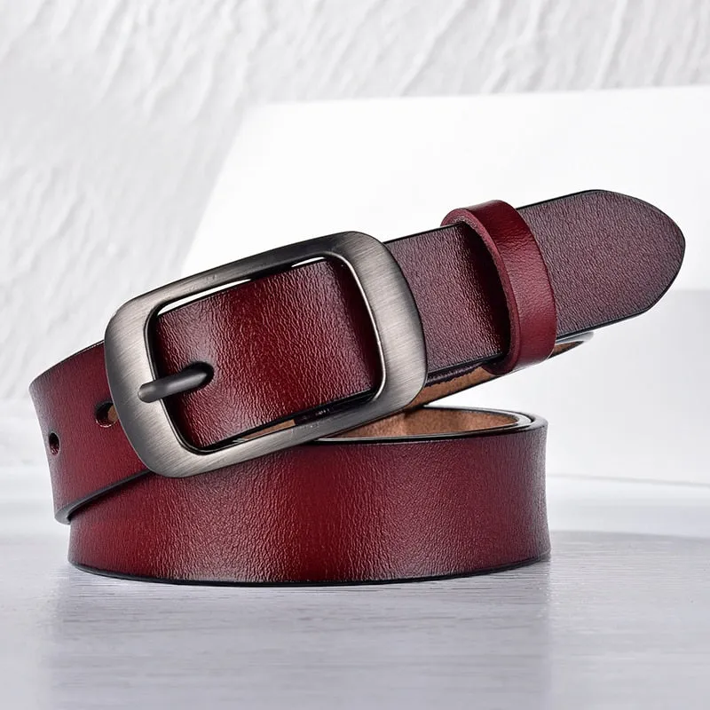 Fashionable Vintage Leather Women's Belt with Ornate Buckle