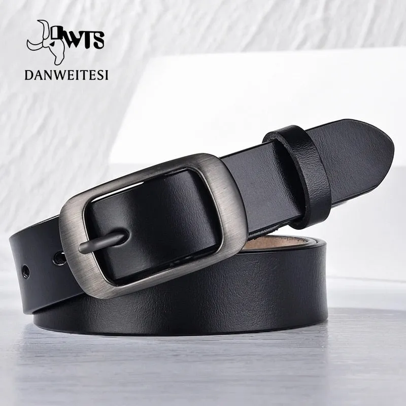 Fashionable Vintage Leather Women's Belt with Ornate Buckle