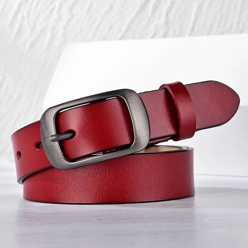 Fashionable Vintage Leather Women's Belt with Ornate Buckle