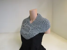 Handcrafted Owl Cowl Gunmetal Gray Textured 100% Merino Female Adult -- New