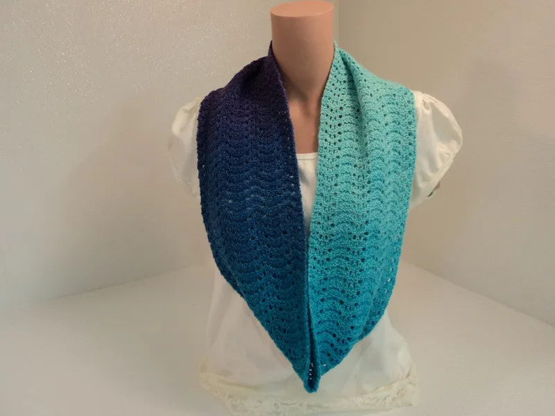 Handcrafted Wrap Cowl Teal Blue Purple Lace Ombre 100% Wool Female Adult -- New No Tags