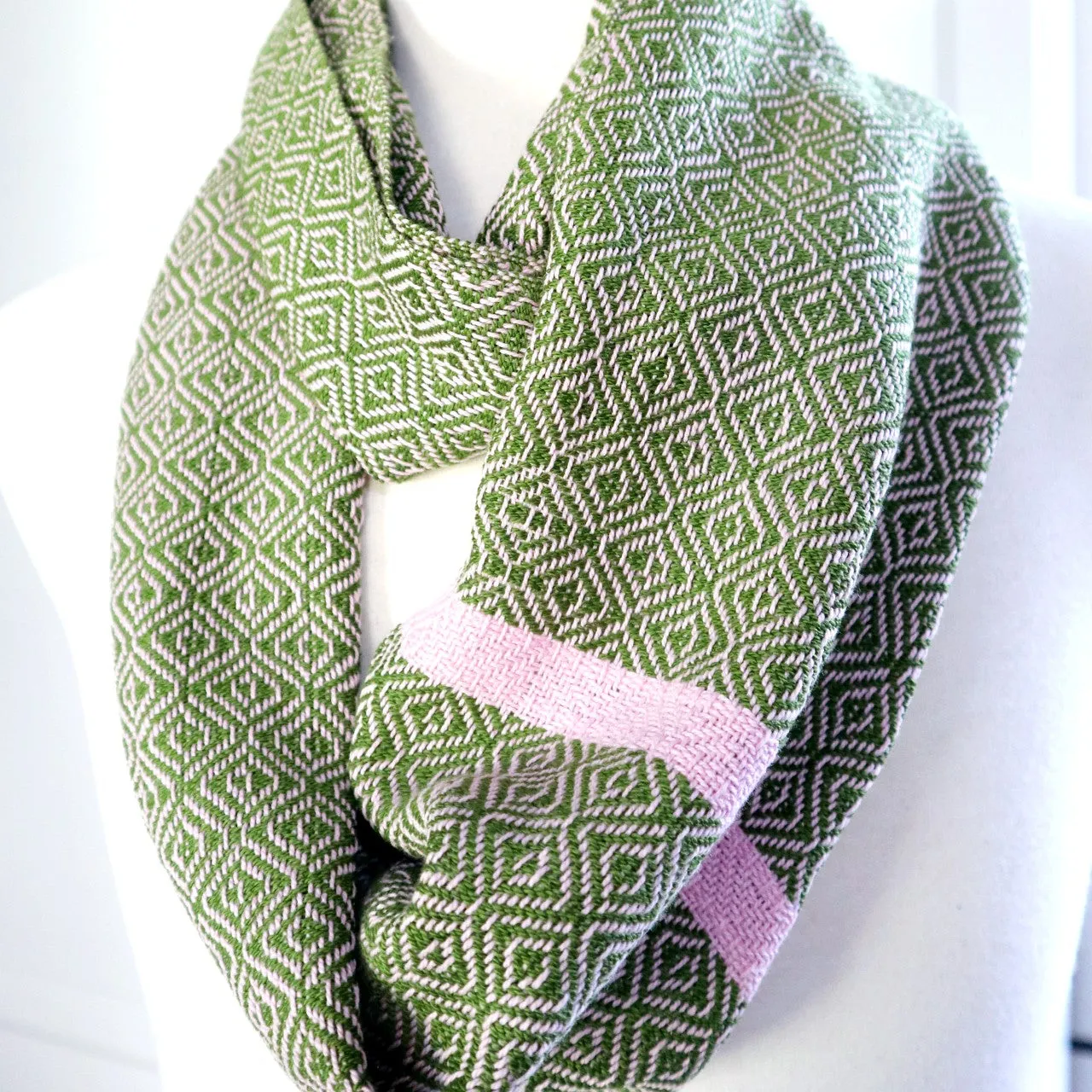 Handwoven Loop Scarf - Classic Olive Green Fruit Tingles